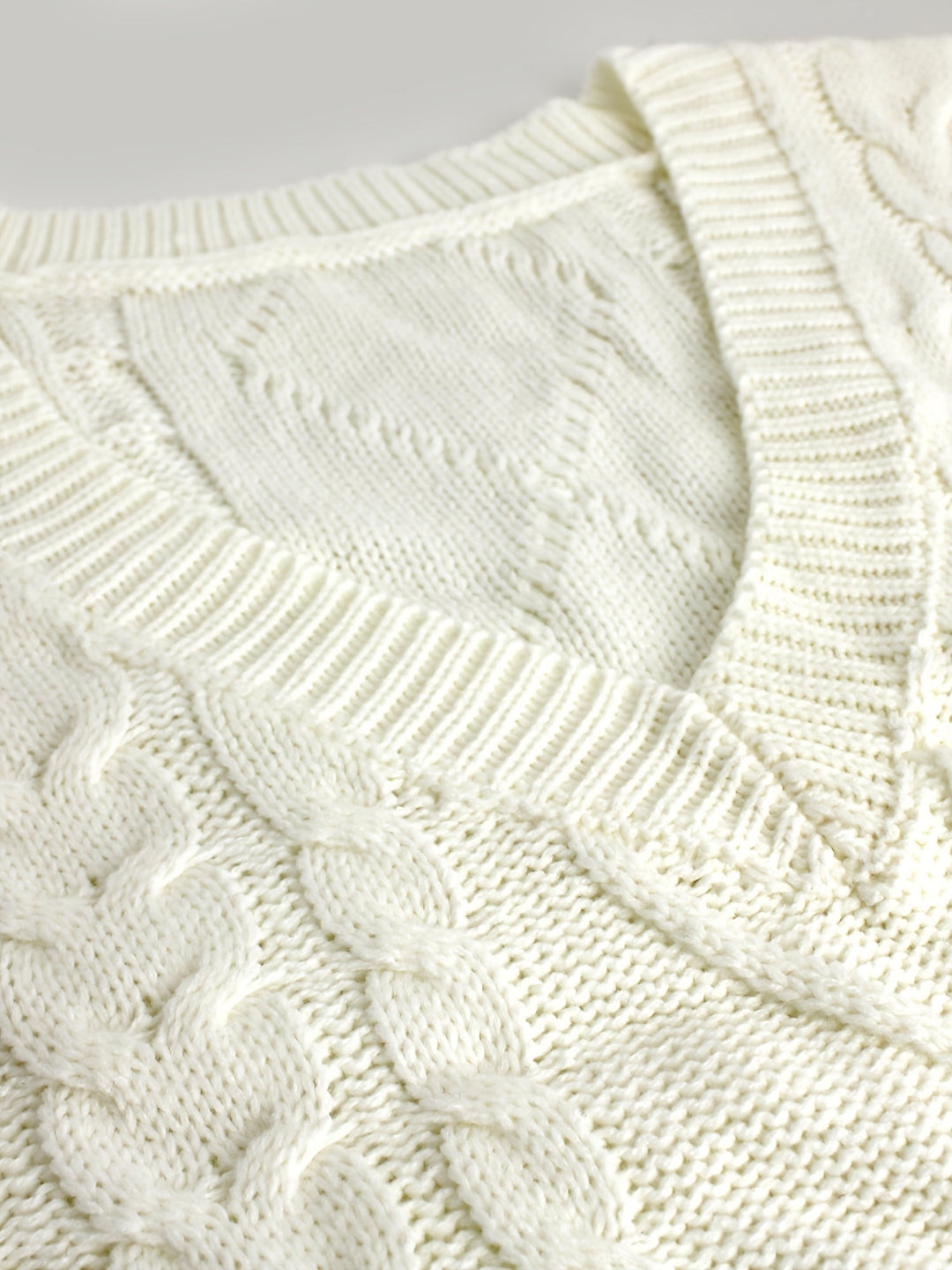 Wrenley | Women's Cable Knit V-Neck Sweater Vest