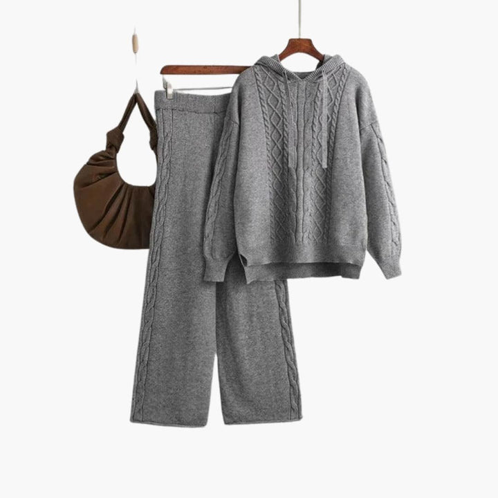Fenella | Women's Oversized Hooded Cable Knit Sweater Set