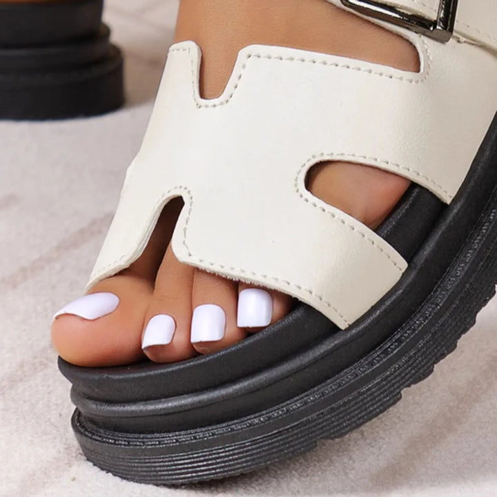 Miya | Orthopaedic sandals with elegant design