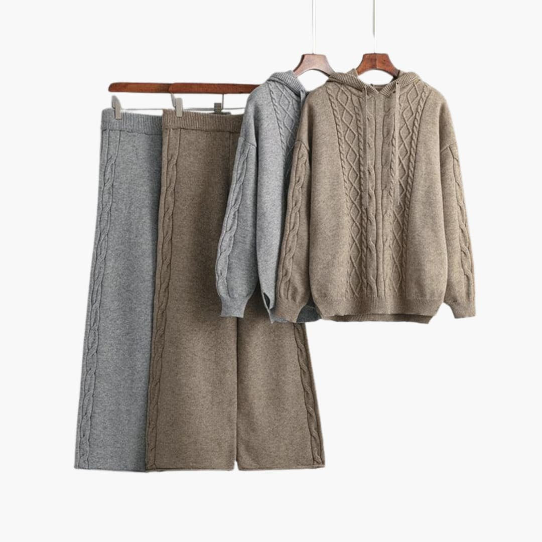Fenella | Women's Oversized Hooded Cable Knit Sweater Set