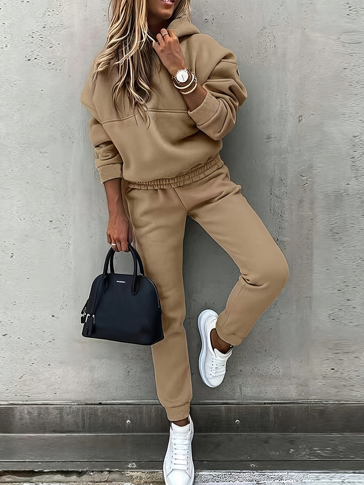 Isla | Women's Hooded Sweatshirt and Slim Jogger Set