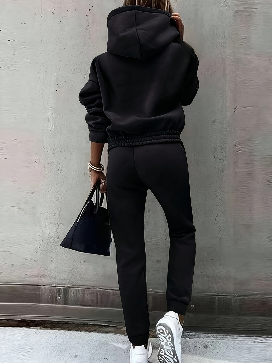 Isla | Women's Hooded Sweatshirt and Slim Jogger Set