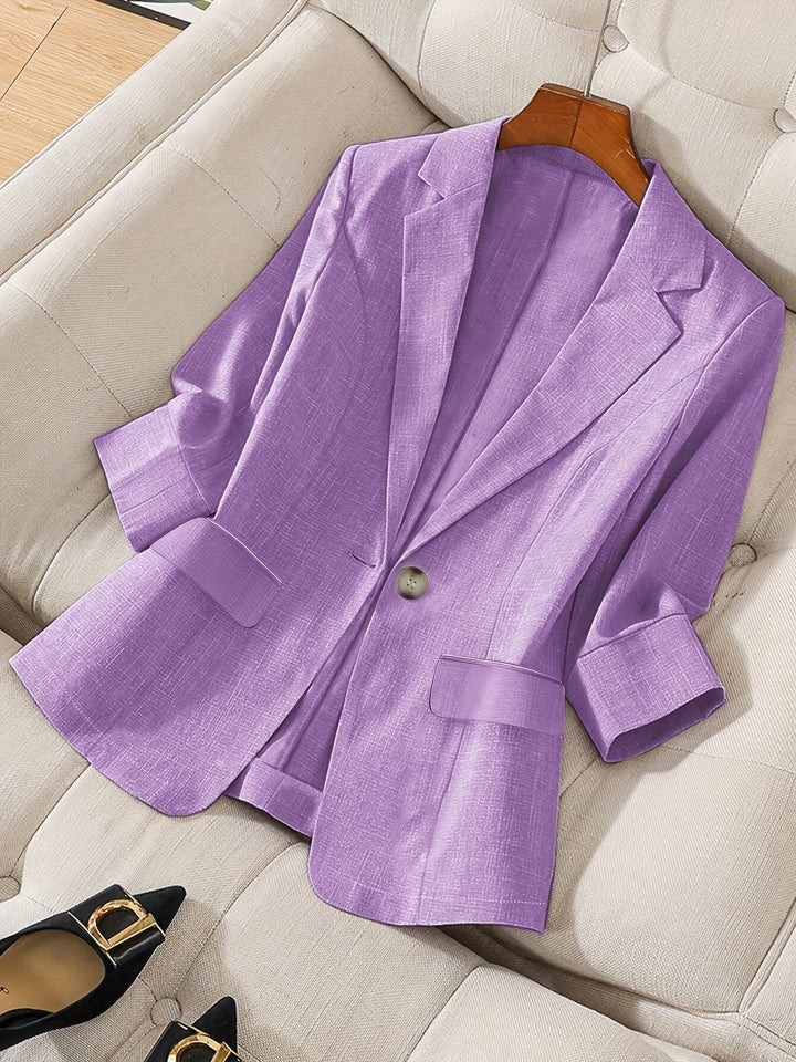 Tailored Cropped Blazer for Business Casual Style