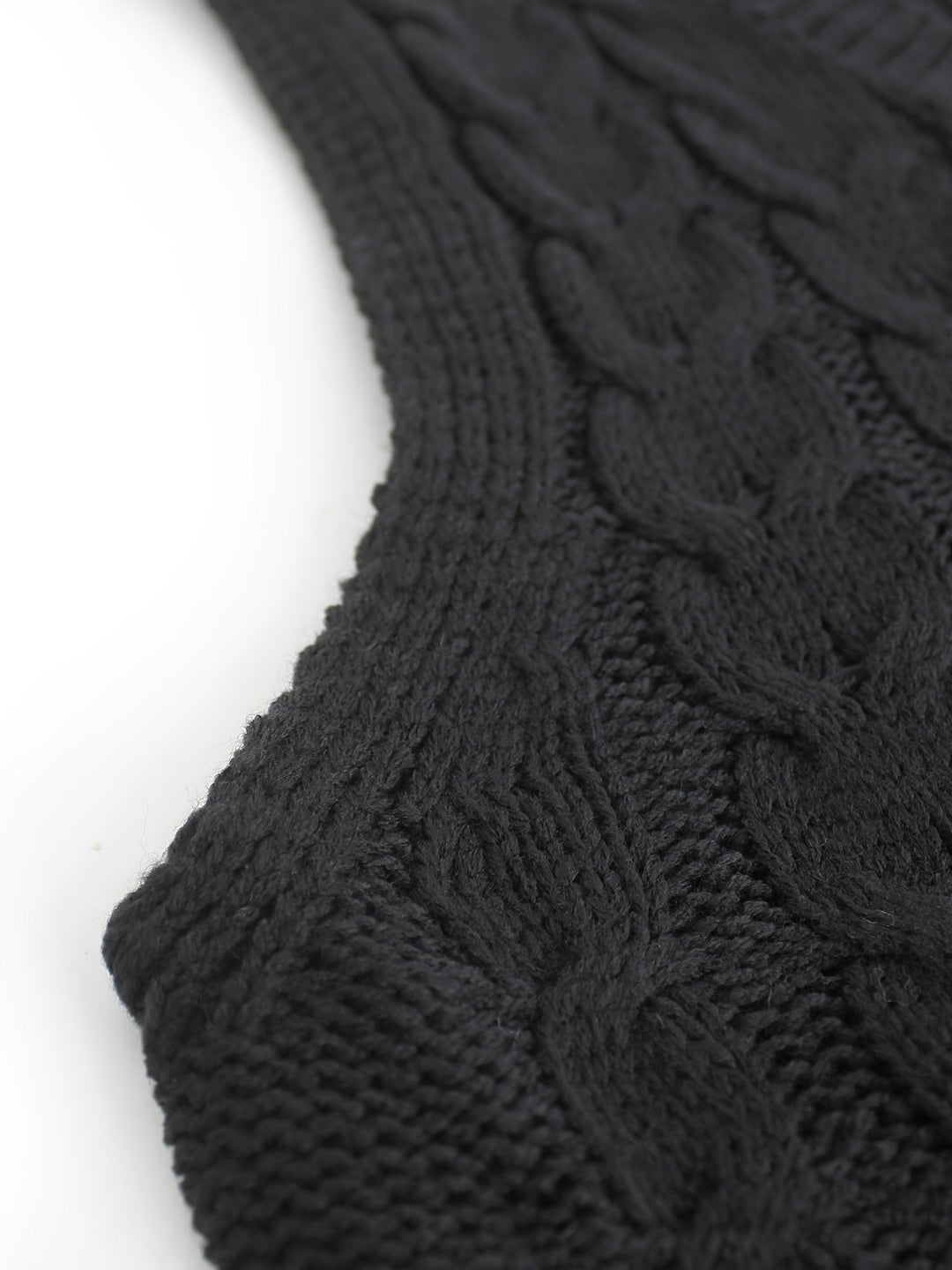 Wrenley | Women's Cable Knit V-Neck Sweater Vest