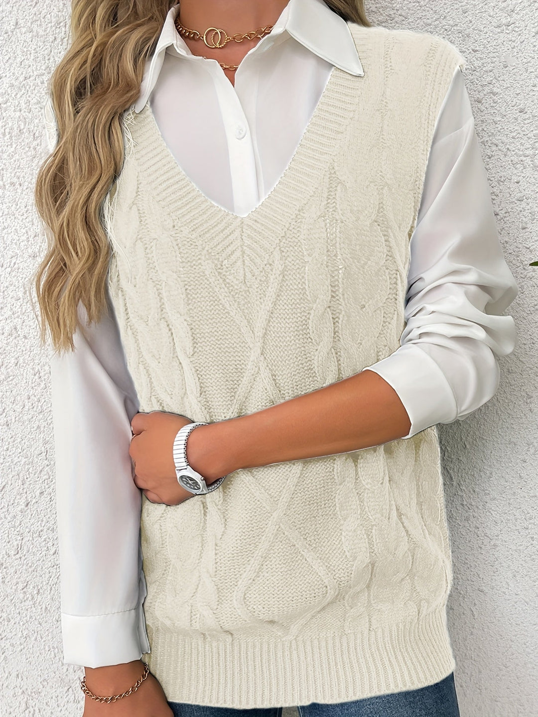 Wrenley | Women's Cable Knit V-Neck Sweater Vest