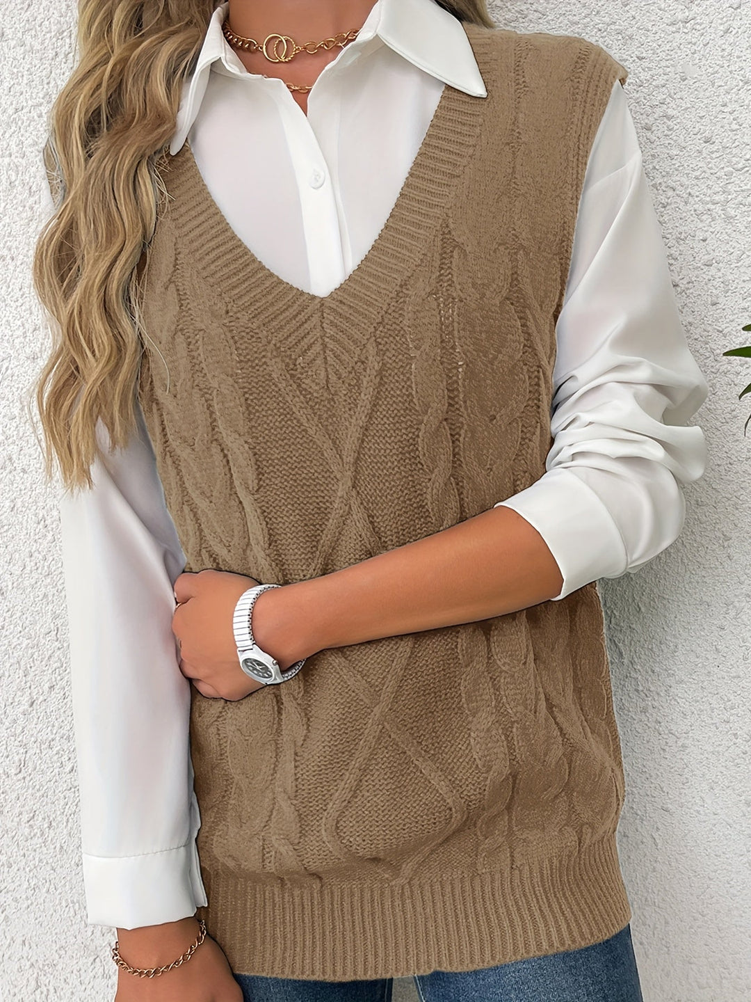 Wrenley | Women's Cable Knit V-Neck Sweater Vest