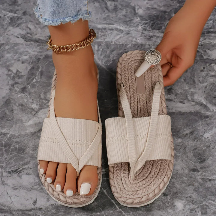 Estelle™-Breeze Slides