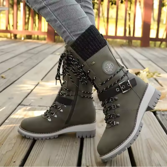 FrostLuxe™ | Waterproof Lace-Up Boots