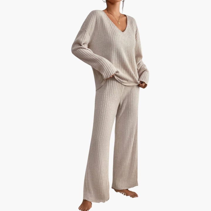 Thalia | Women's V-Neck Ribbed Knit Sweater Set