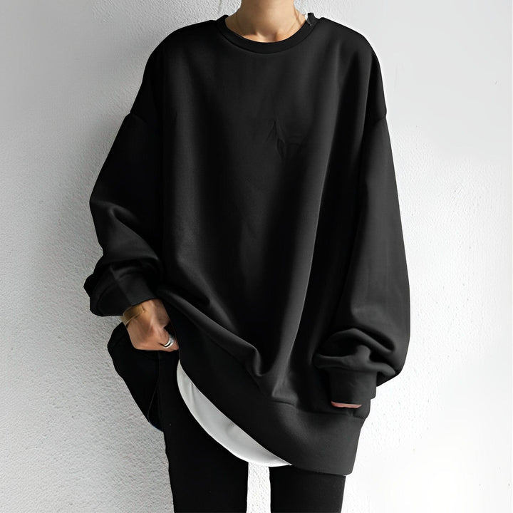 Amelia | Women's Oversized Crew Neck Sweater with Curved Hem