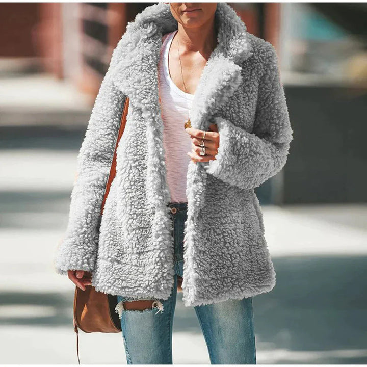 Jamie | Women's Relaxed Fit Teddy Fleece Jacket with Notched Lapel