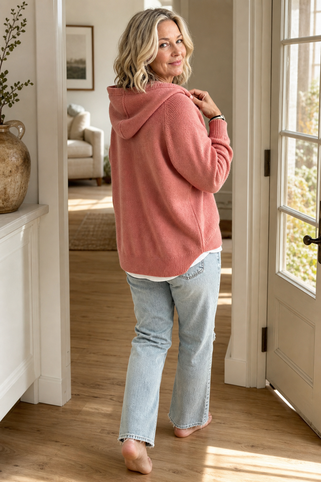 Robyn | Women's Oversized Hooded Knit Sweater with V-Neck Drawstring